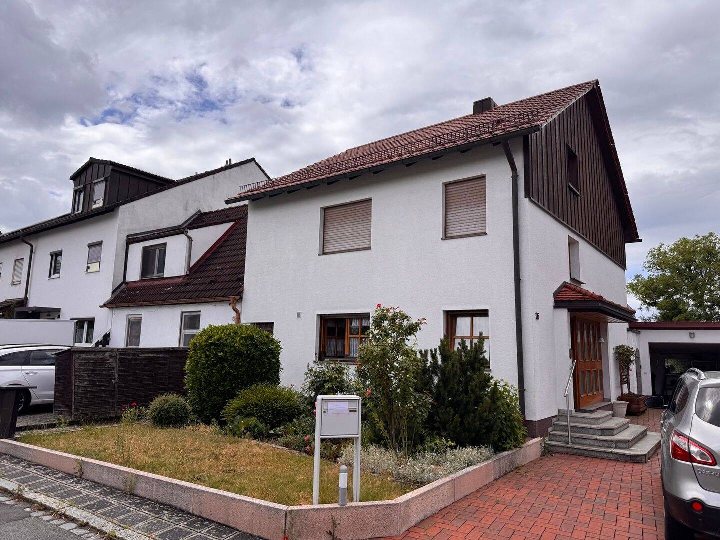 Haus, 5 Zimmer, 131 m², in Nürnberg, 90469 Nürnberg (Falkenheim Gartenstadt Kettelersiedlung Langwasser Rangierbahnhof)