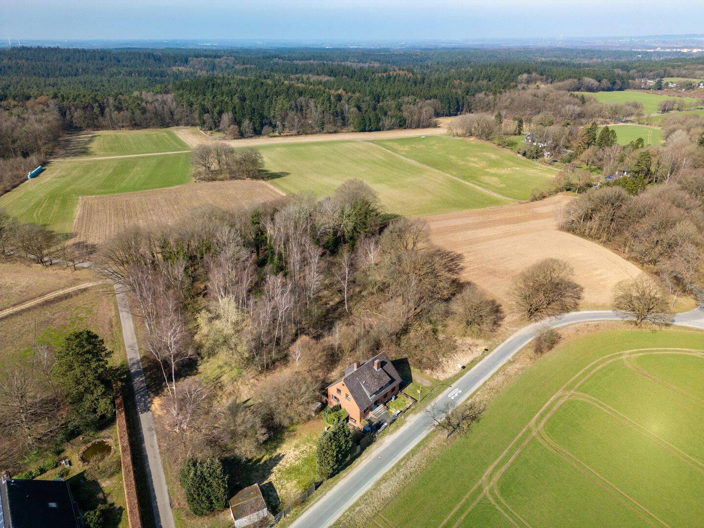 Drei-Parteien-Haus direkt am Rosengarten-Kiekeberg-Stuvenwald, 21224 Rosengarten