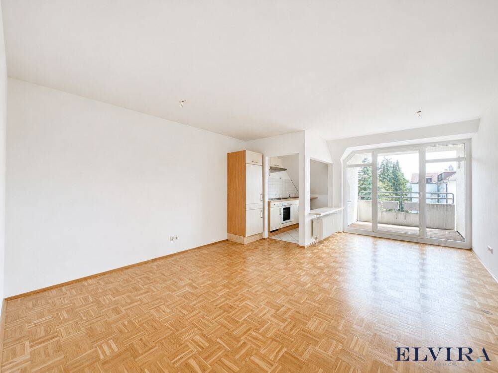 ELVIRA – Moosach, lichtdurchflutete Dachgeschosswohnung mit Südost-Loggia in begehrter Lage, 80993 München (Moosach)