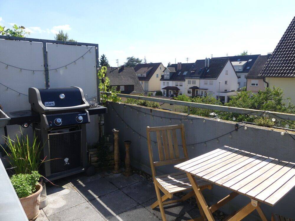 Schicke, gut geschnittene 3 Zimmer Wohnung mit Balkon und eigener Garage. Top Lage von Hoheneck!, 71642 Ludwigsburg