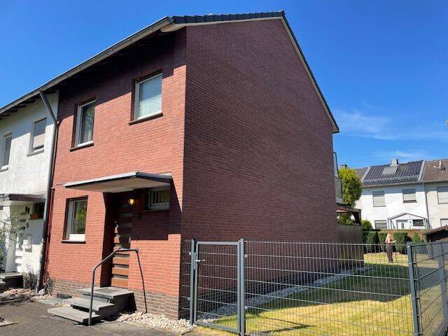 Charmantes Reihenendhaus mit großem Garten – ideal für Familien, 50999 Köln (Rodenkirchen Hahnwald Sürth Weiß)