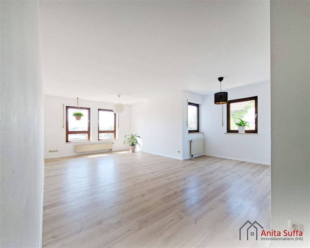 Modern, hell, naturnah – Stilvolle 4-Zimmer-Gartenwohnung inklusive Tiefgarage!, 91452 Wilhermsdorf