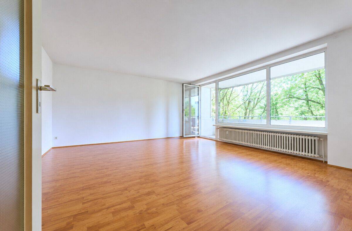 Sonnige 3-Zimmer-Wohnung mit großzügigem Balkon in begehrter Lage von München-Solln, 81477 München (Thalk. Obersendl.-Forsten-Fürstenr.-Solln)