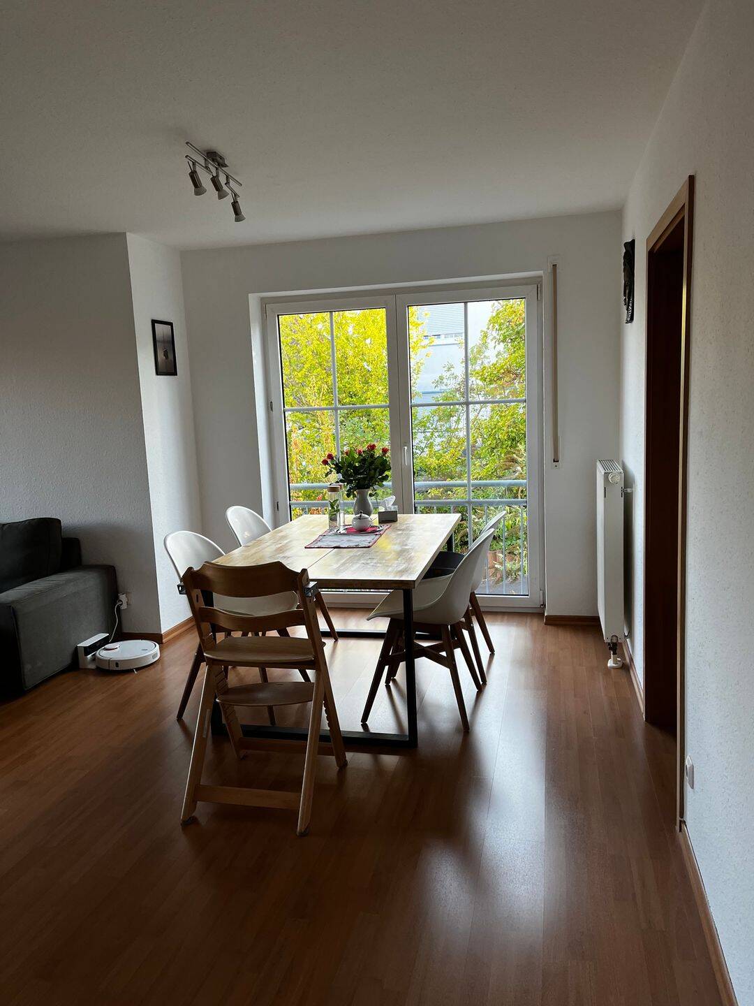 Schöne 4-Zimmer EG-Wohnung mit Balkon in Arnstein, 97450 Arnstein