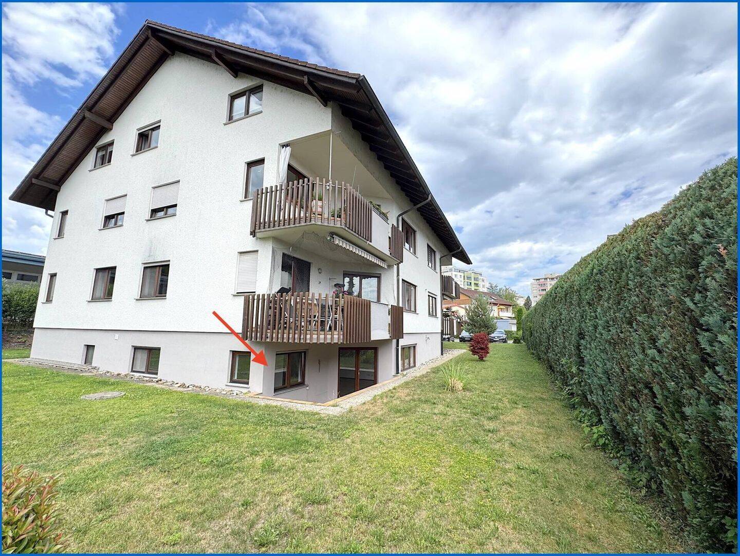 Geräumige und gemütliche 2,5 Zi.-Wohnung im Gartengeschoss mit Terrasse und PKW-Stellplatz!, 78315 Radolfzell am Bodensee