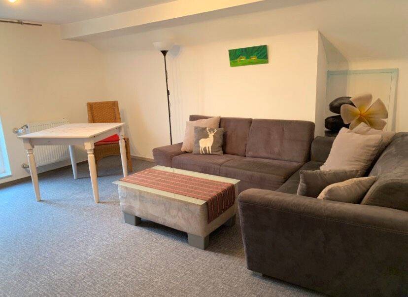 2-Zimmer Dachgeschoss Wohnung auf Zeit zu vermieten (bis 6 Monate), 64625 Bensheim