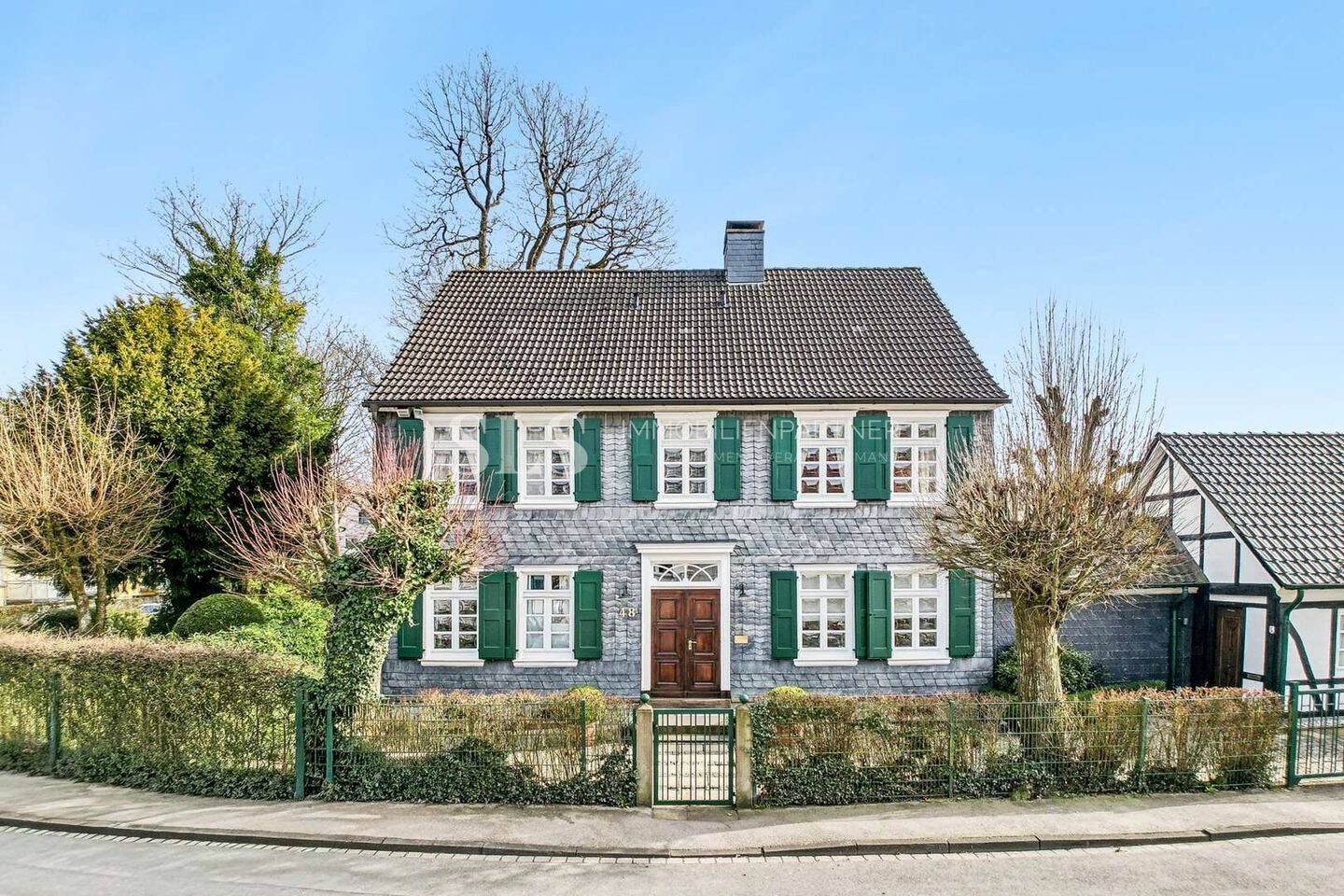 Historisches Anwesen mit Fachwerk, Bachlauf, parkähnlichem Grundstück und vielseitigen Möglichkeiten, 58256 Ennepetal