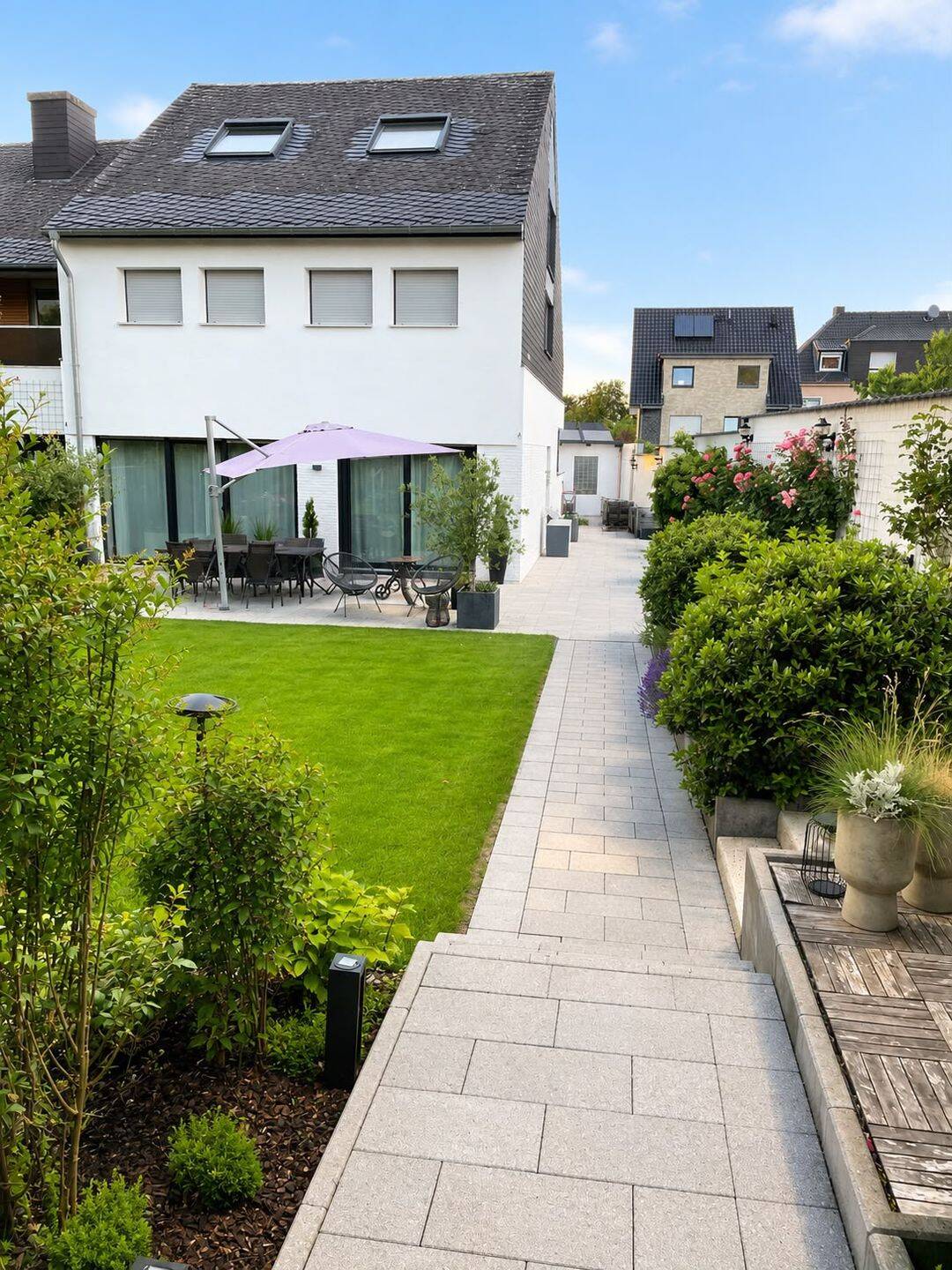 Modernes Familiendomizil mit traumhaften Garten – kernsaniert, hochwertig und sofort bezugsbereit, 59557 Lippstadt
