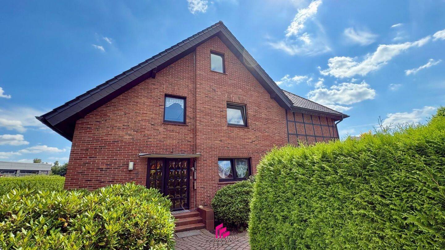 Fürstenau | Frisch sanierte 4-Zimmer-Wohnung mit Balkon und Garage, 49584 Fürstenau
