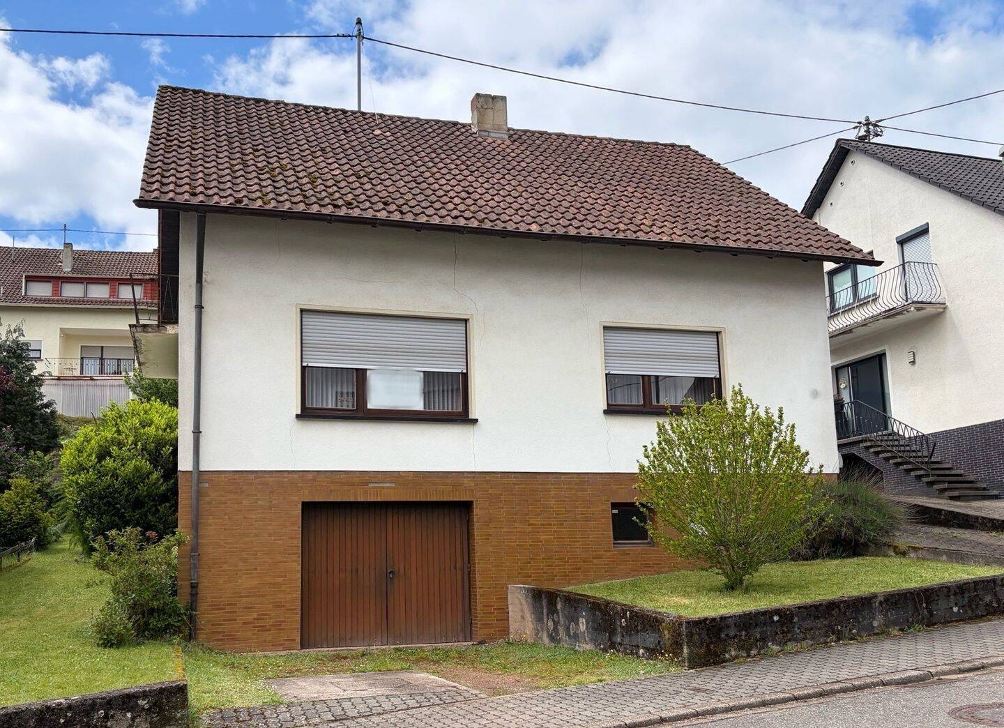 Freistehendes Einfamilienhaus in begehrter Wohnlage von Dillingen-Diefflen, 66763 Dillingen/Saar