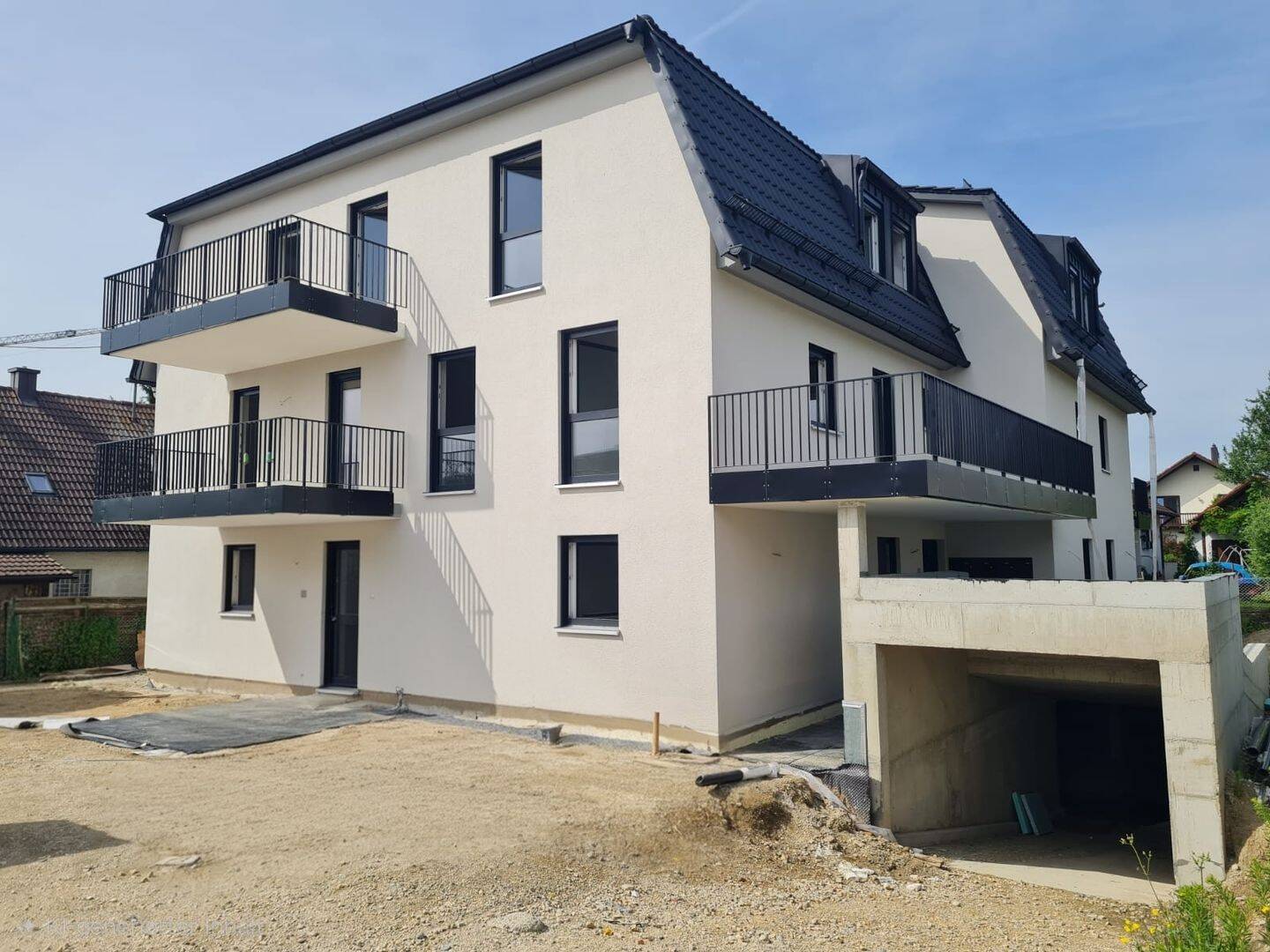 Geisenfeld! 3,5-ZKB DG-Whg. mit Balkon, Aufzug, FBH, elektr. Rollläd., Videosprech. und TG-Stellpl.!, 85290 Geisenfeld