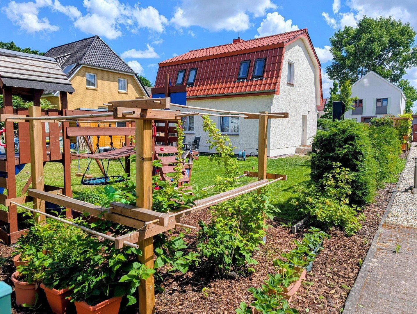 Gemütliches Haus fußläufig zum Tierpark – provisionfrei, 10318 Berlin (Treptow-Köpenick)