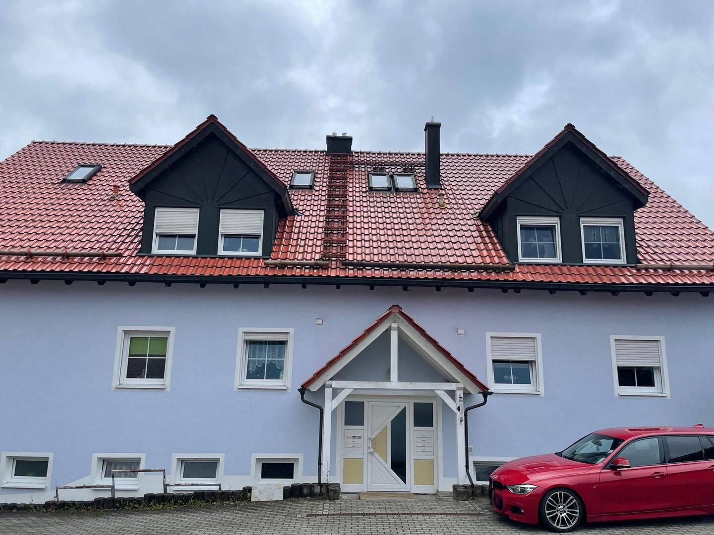Charmante Eigentumswohnung mit Garage und Stellplatz in ruhigem Wohnviertel, 92681 Erbendorf
