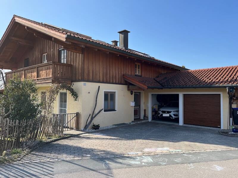 Mehr Platz fürs Geld – 4 Zimmer nahe Tüttensee mit Garage und Hobbyraum, 83355 Grabenstätt