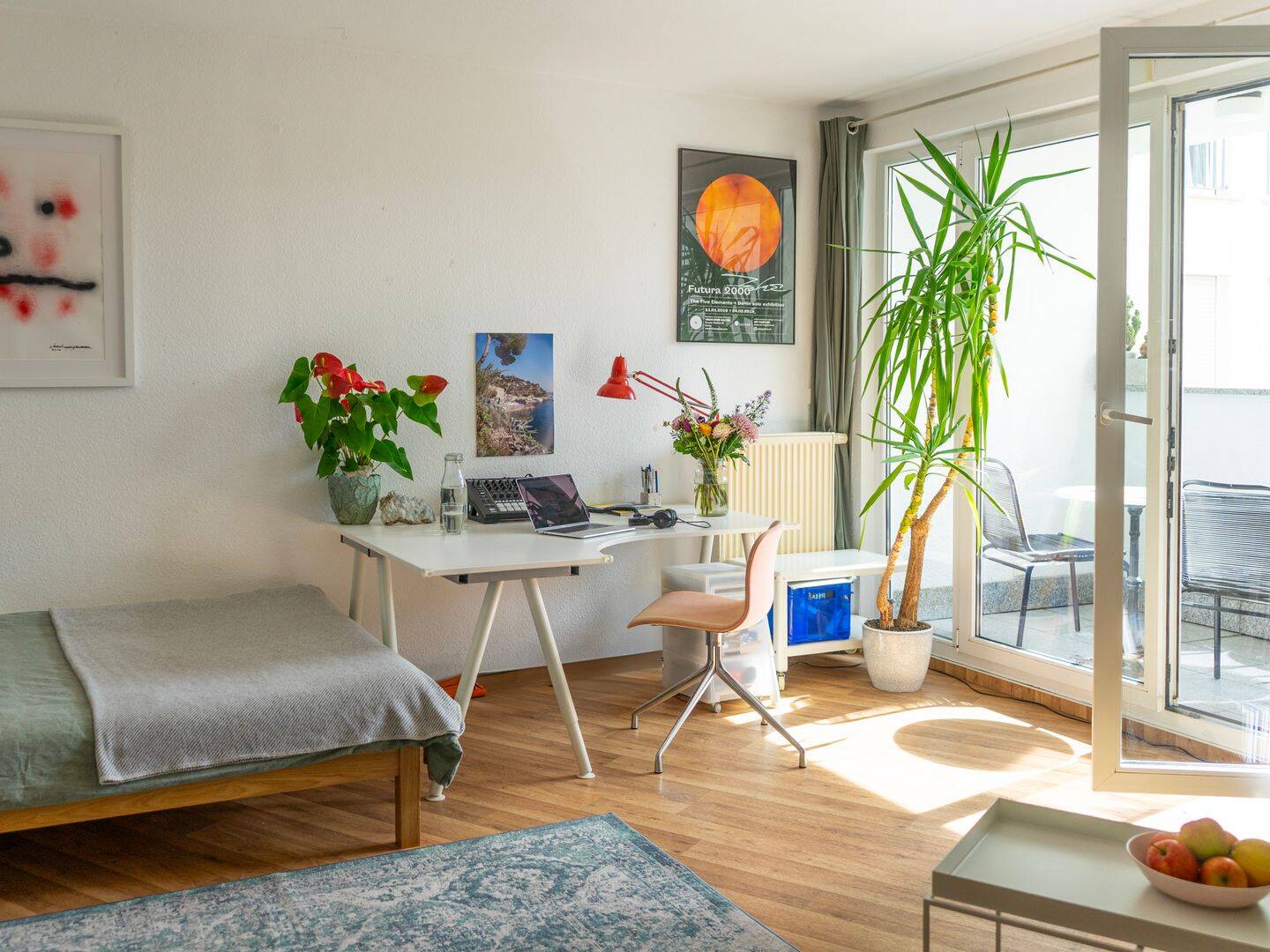 Helle 1-Zimmer-Wohnung mit Südwest-Loggia zwischen Mitte und Kreuzberg, 10179 Berlin (Mitte)