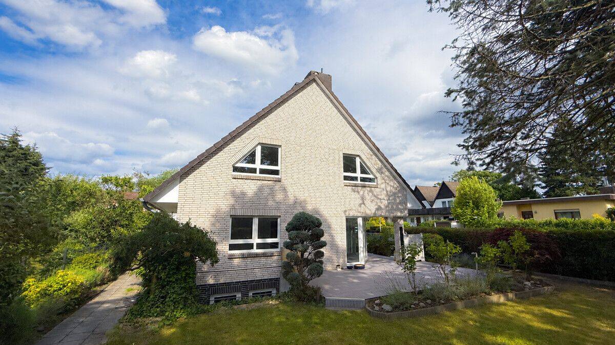 Provisionsfrei – Hochwertig modernisiertes EFH mit Garten & familienfreundlicher Aufteilung – 12305 Berlin – Bild 1 von 4