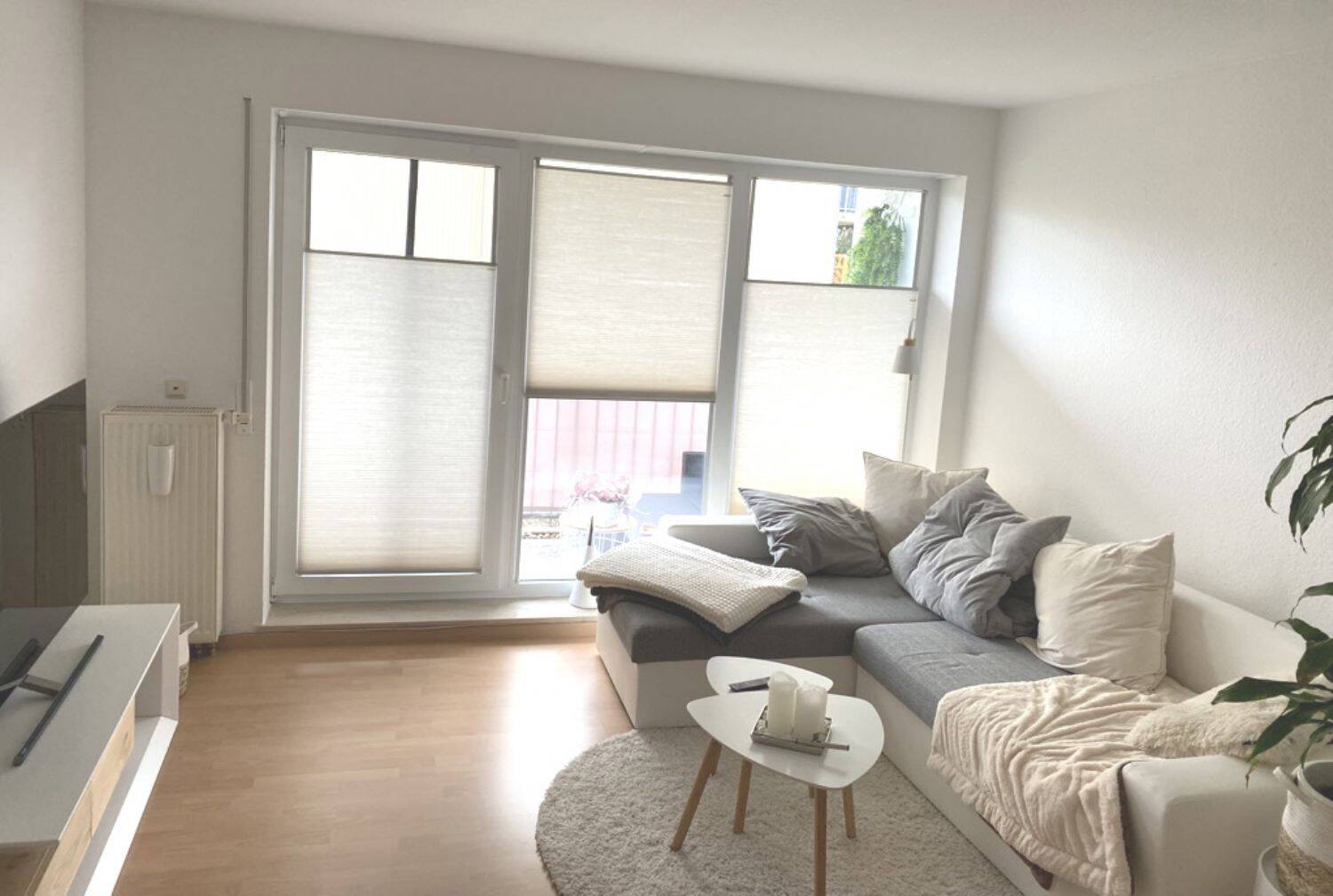 Neuer Preis ! Top 2-Raum-Whn. in ruhiger und grüner Lage + gr. Südterrasse m. Gartennutzung + EBK, inkl. STellplatz im schönen Leipzig-Lindenthal ***, 4158 Leipzig (Güterverkehrszentrum Lindenthal Lützschena-Stahmeln Wiederitzsch)