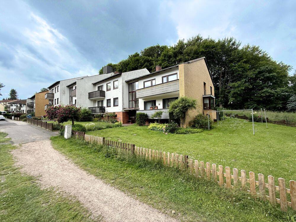 Reinfeld: sofort verfügbare 3,5 Zimmer-Wohnung in idyllischer Lage unweit des Herrenteichs!, 23858 Reinfeld (Holstein)