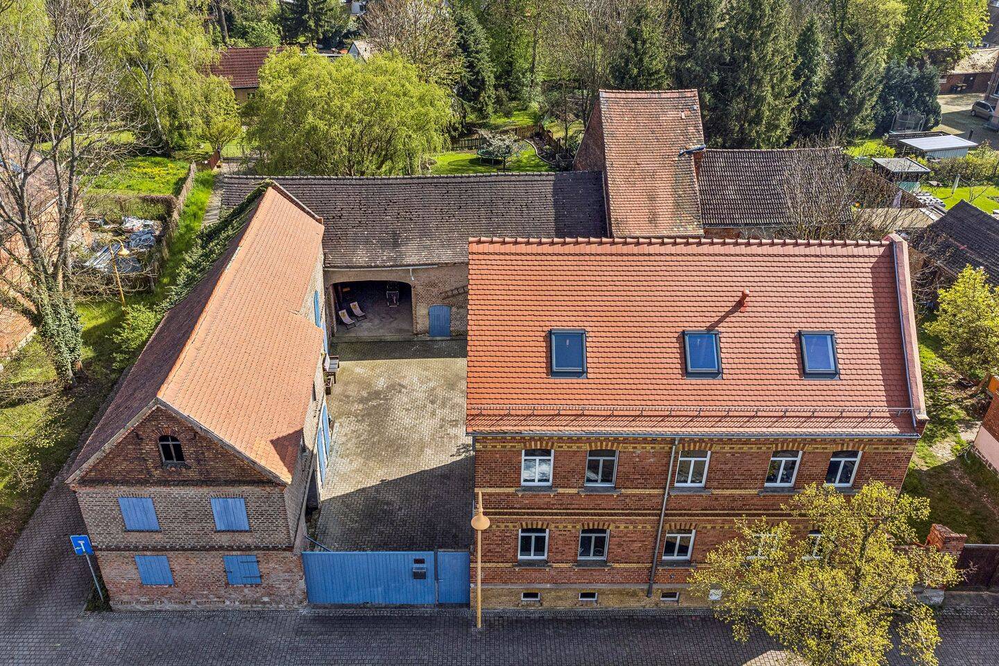 Historischer Charme trifft modernes Wohnen, 4420 Markranstädt