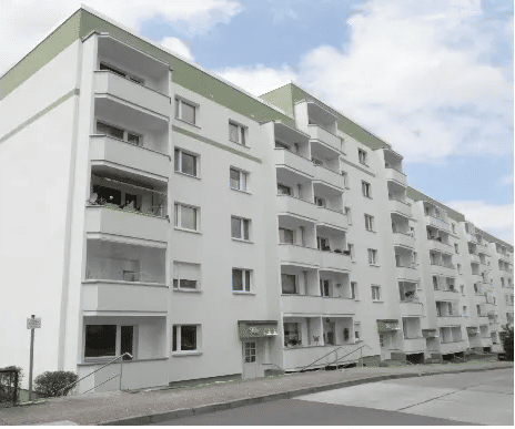 Chancen-Nutzer gesucht: 50 m² Wohnung zum Schnäppchenpreis selbst gestalten, 6667 Weißenfels