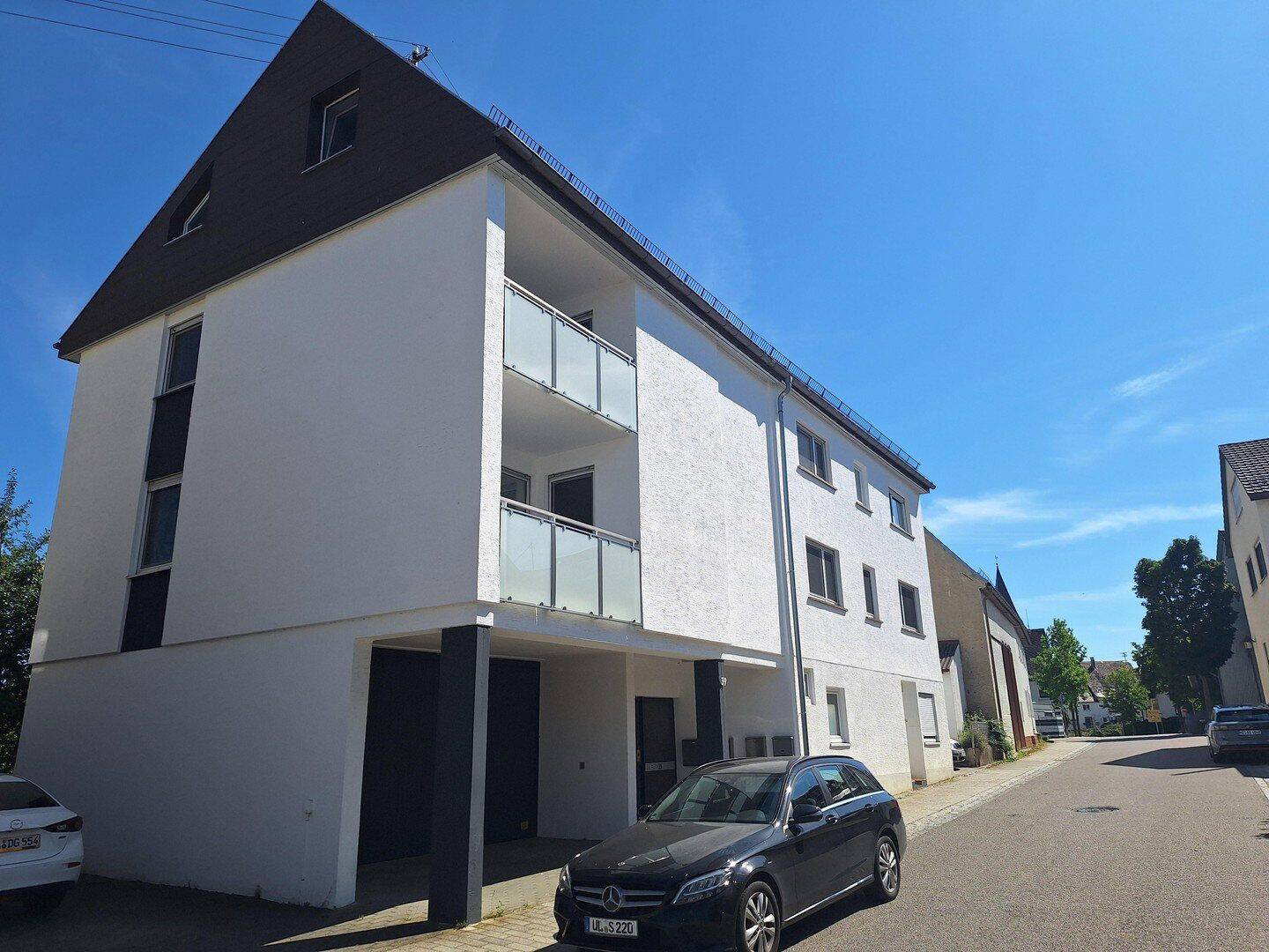 Langenau Göttingen Provisions FREIE 3,5 Zimmer Wohnung 1 OG, 89129 Langenau