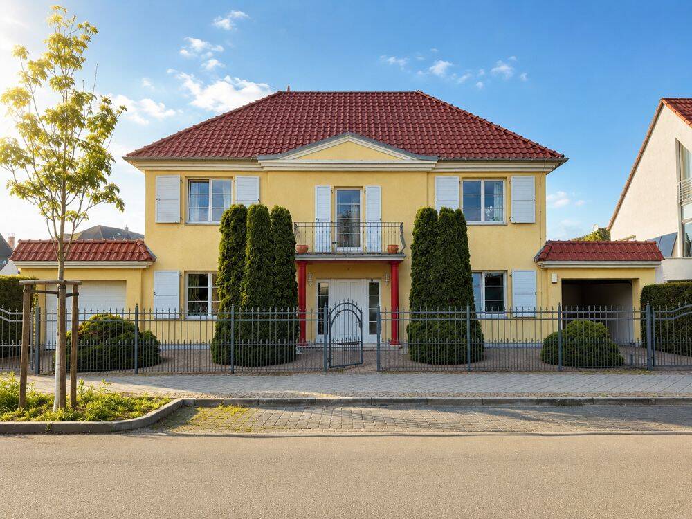 Architektenhaus mit Galerie | 2 Garagen | Ausbaureserve in Bestlage, 4178 Leipzig (Burghausen-Rückmarsdorf Böhlitz-Ehrenberg)
