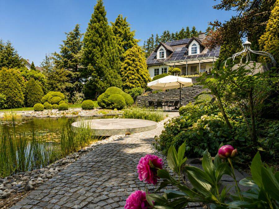 Repräsentatives Anwesen mit parkähnlichem Garten und exklusivem Schwimmteich, 56727 Sankt Johann