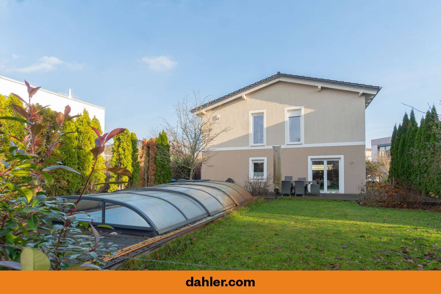 Moderne, möblierte Stadtvilla in familienfreundlicher Nachbarschaft mit Südgarten und Pool, 13127 Berlin (Pankow)
