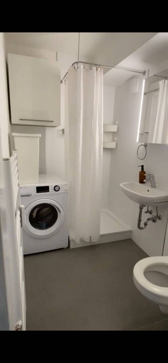 Helle 1-Zimmerwohnung in Pempelfort, 40477 Düsseldorf (Derendorf Golzheim Pempelfort)