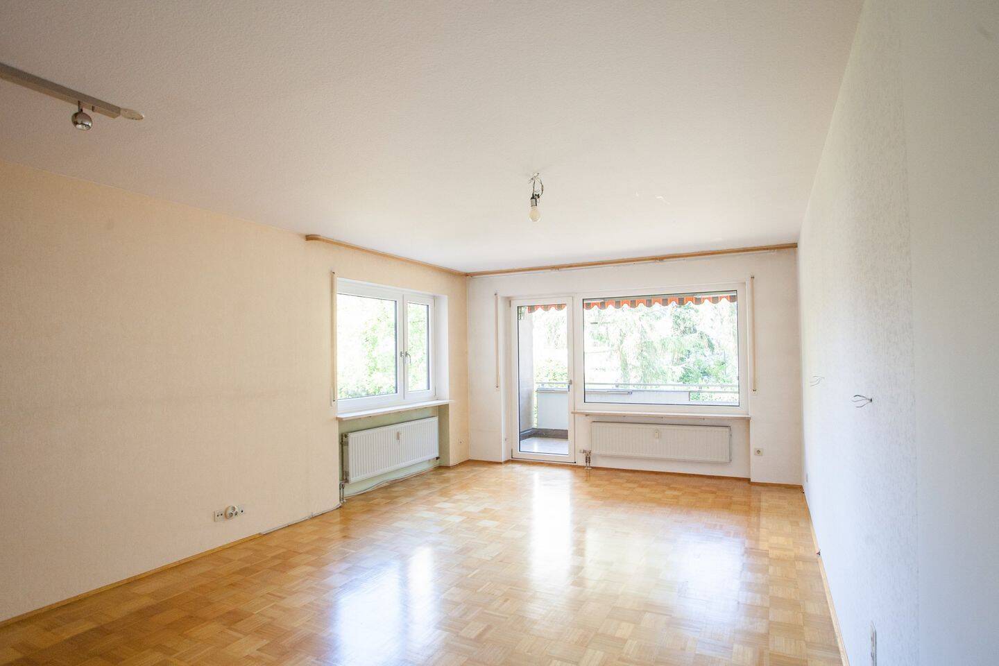 Gut geschnittene 4-Zimmer-Wohnung in Alterlangen, 91056 Erlangen