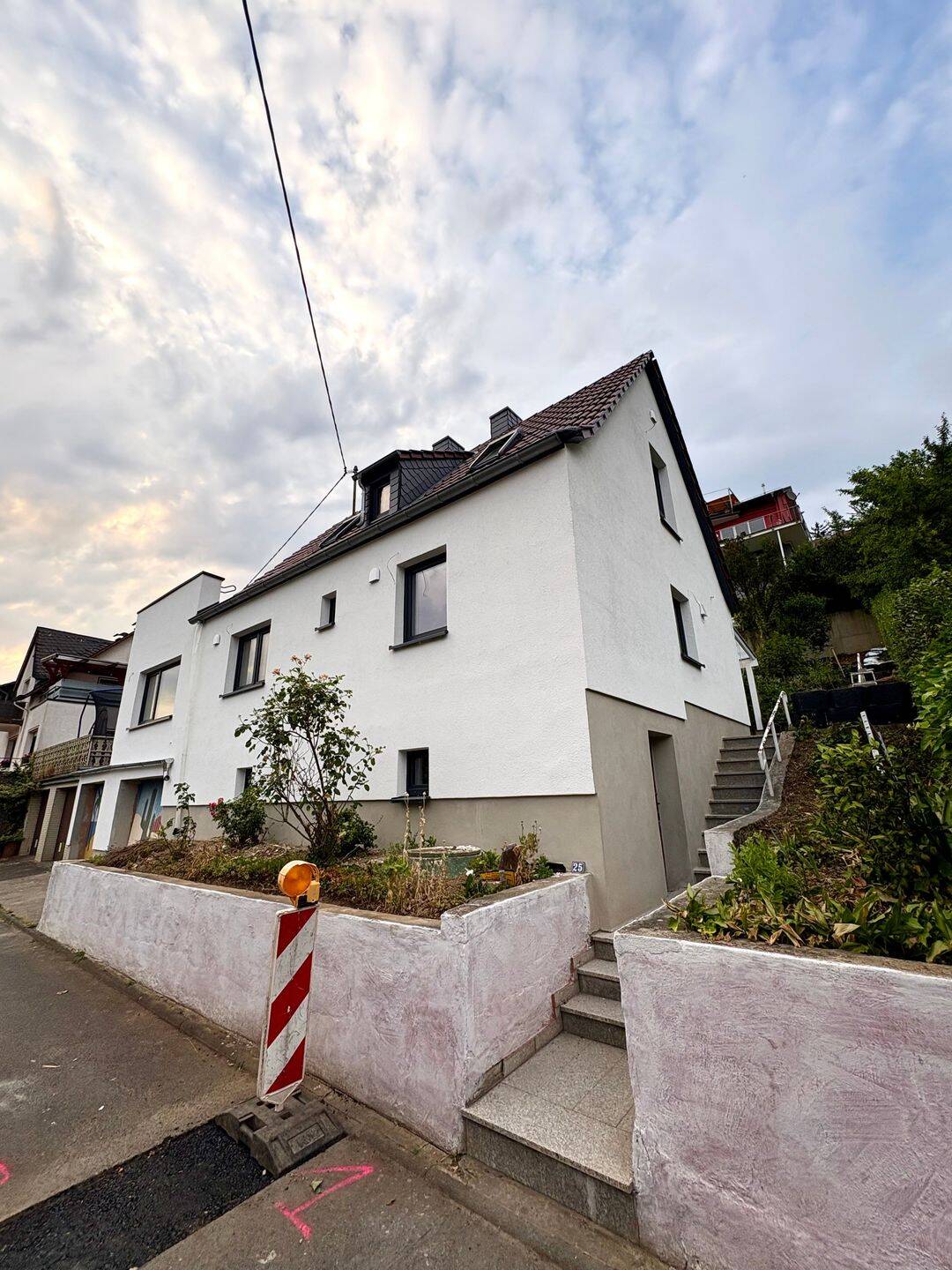 Kernsaniertes energieoptimiertes Einfamilienhaus mit Rheinblick, 53545 Ockenfels