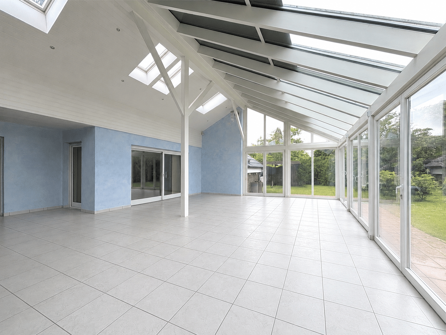 Ein Zuhause mit viel Platz, Licht und besonderen Möglichkeiten, 26655 Westerstede