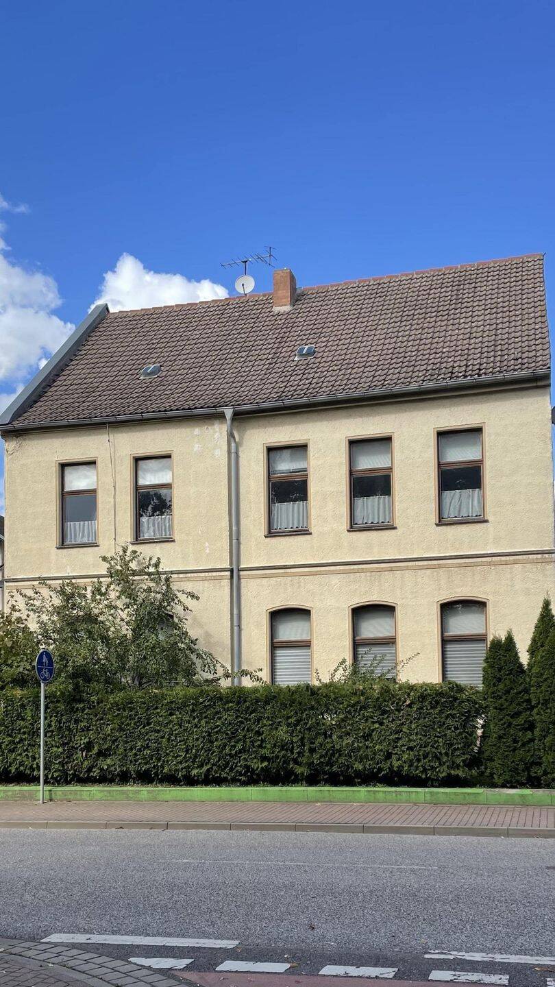 Teisaniertes Haus mit Potenzial, 39439 Güsten