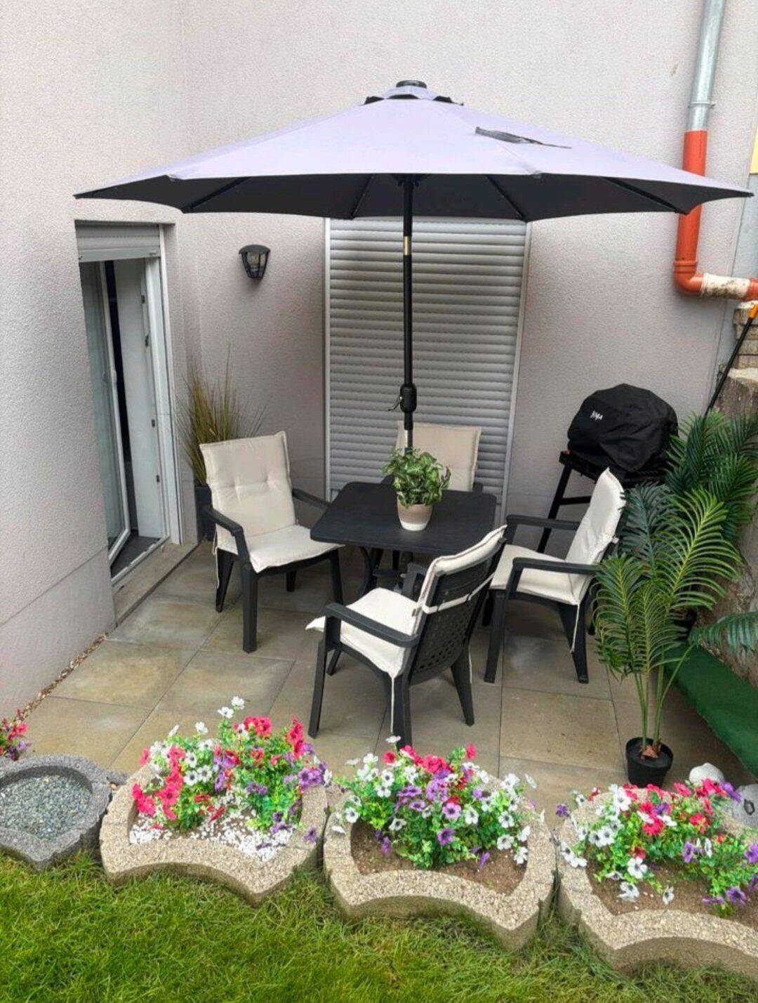 3 Zimmer Wohnung vollmöbiliert mit eigenem Garten, Stellplätze und Terasse, 96052 Bamberg (Bamberg Gartenstadt Hirschknock Kramersfeld)