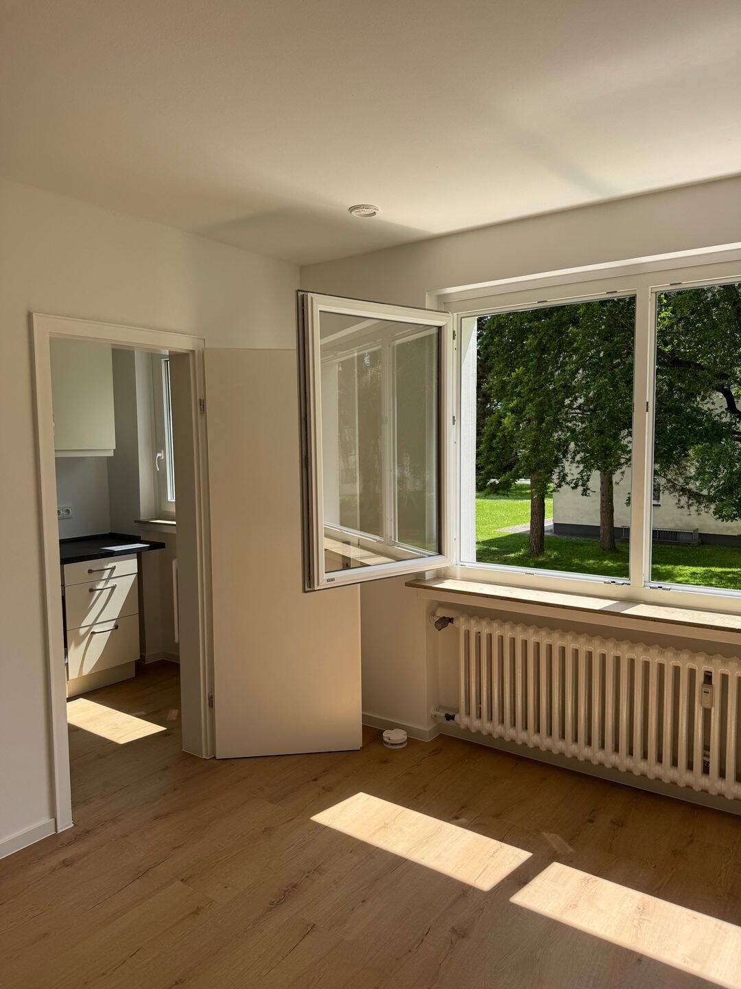 Erstbezug nach Kernsanierung – Moderne 1,5-Zimmer-Wohnung mit separatem Schlafbereich in Hemmingen, 30966 Hemmingen