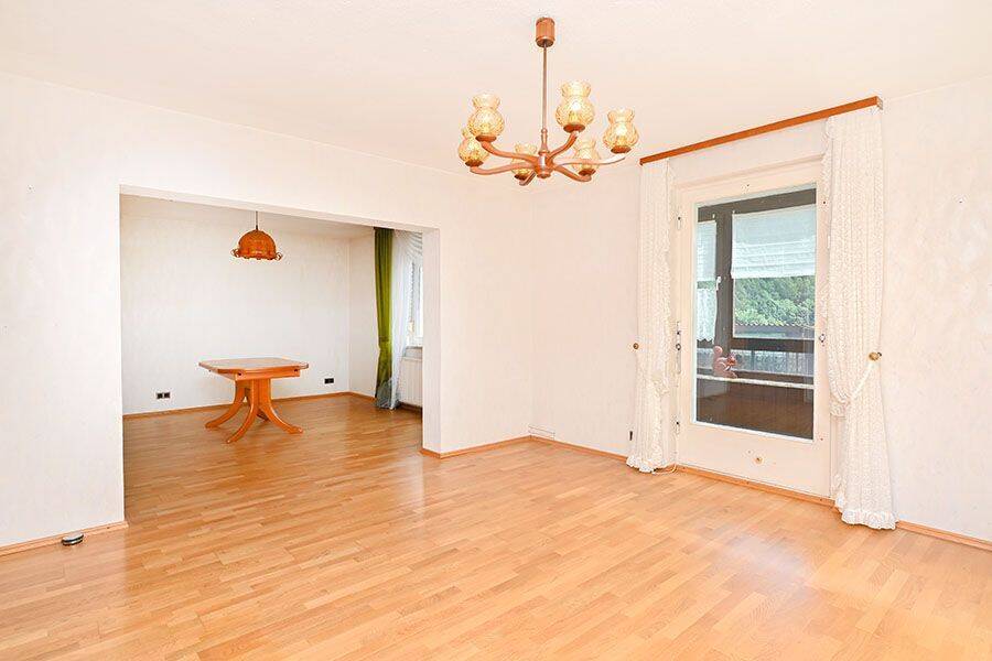 Alfeld (Leine) – Eimsen: Großzügiges Ein- bis Zweifamilienhaus mit großem Garten!, 31061 Alfeld (Leine)