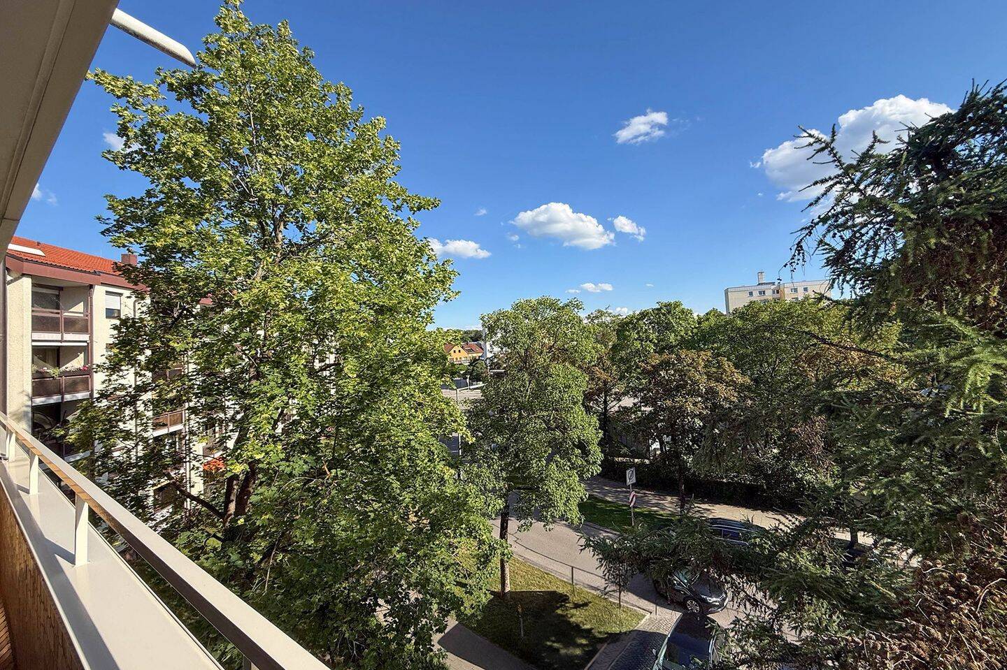 Gemütliche 3-Zimmer-Wohnung mit 2 Balkonen nahe Westpark, kurzfristig beziehbar, 80686 München (Laim Sendling-Westpark)