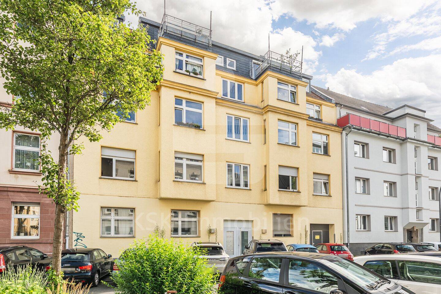 Stilvoll wohnen zwischen Altbauflair und Moderne in Neuehrenfeld!
