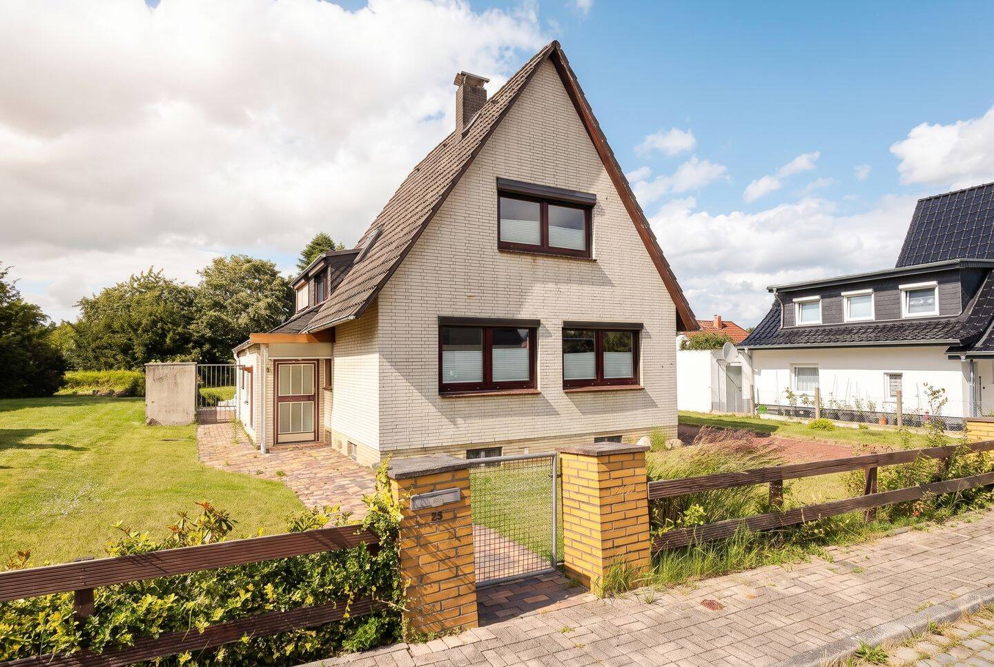 Bremerhaven-Wulsdorf | Bezugsfertiges Einfamilienhaus in ruhiger Wohnlage mit Wintergarten & Doppelg, 27572 Bremerhaven (Fischereihafen Geestemünde Wulsdorf)