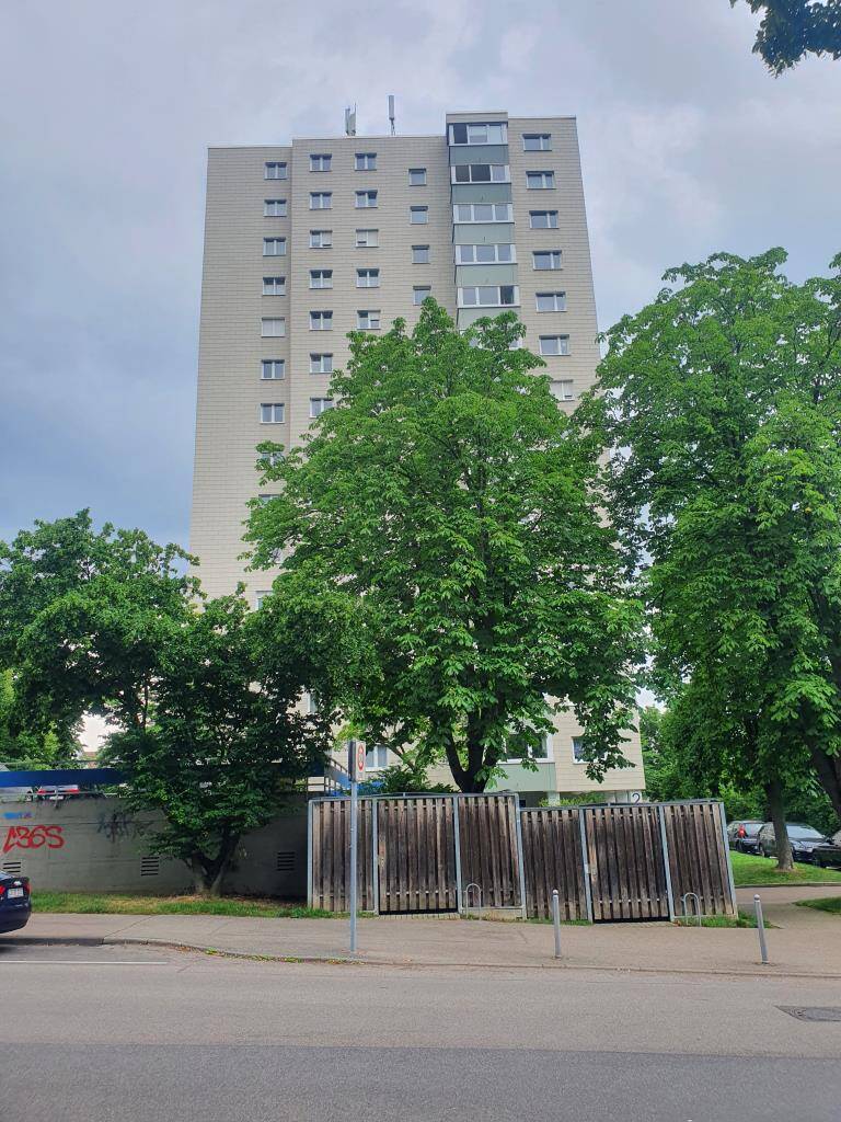 10.OG in Stuttgart-Giebel, VERMIETETE, gut geschnittene 2-Zimmer Wohnung, mit Balkon!, 70499 Stuttgart