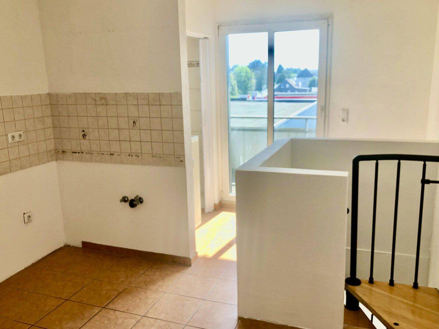 Keine Wohnung von der Stange – individuelle Maisonette mit zwei Balkonen, 42897 Remscheid (Lennep)
