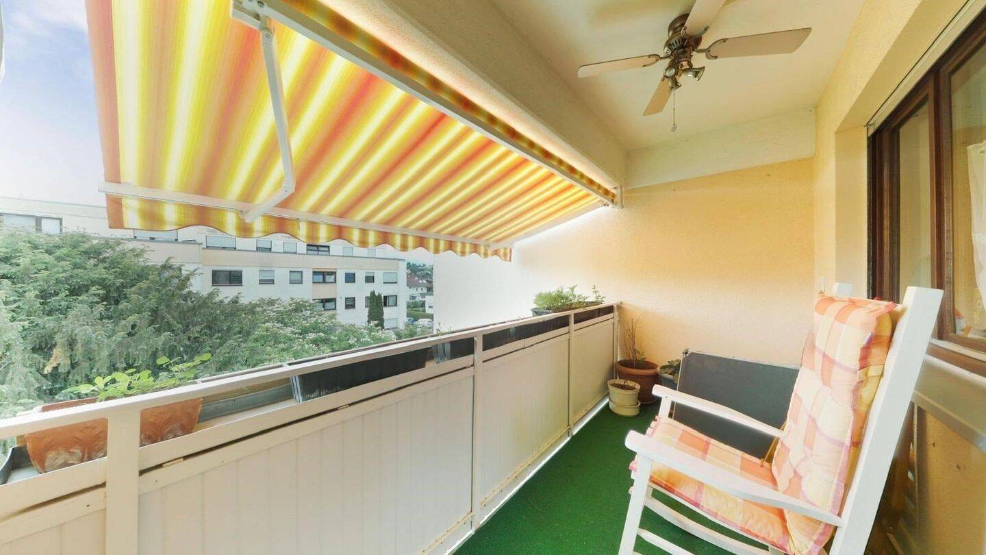 3 Zimmerwohnung mit Balkon und Garage, 73035 Göppingen