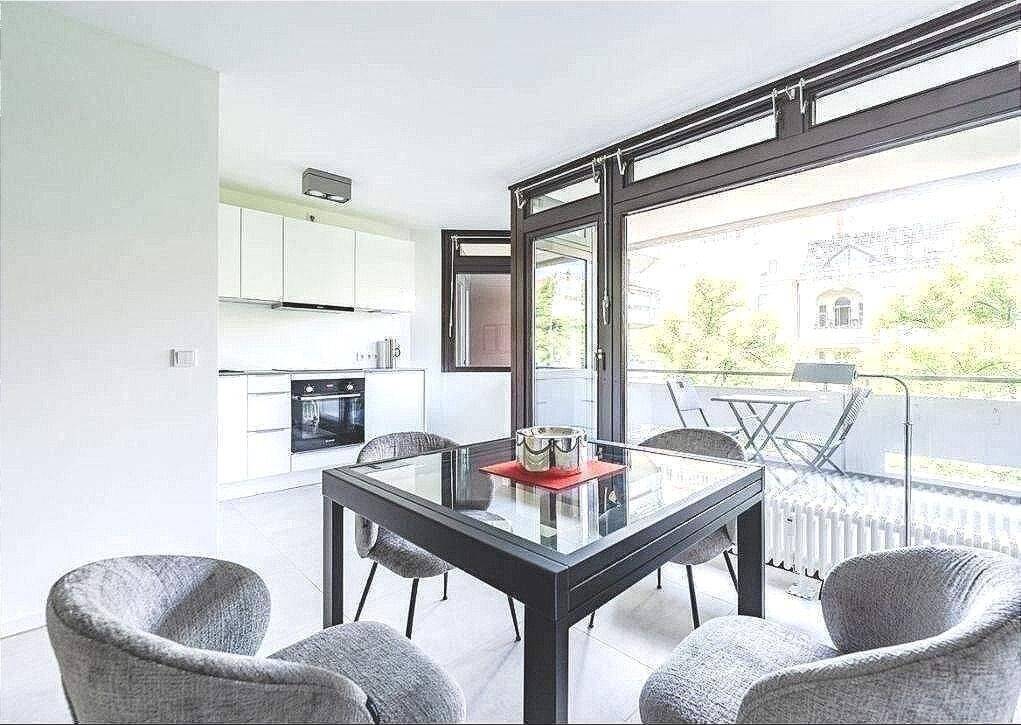 Sanierte City-Wohnung in begehrter Wohnlage nahe Steinplatz – mit separatem Tiefgaragenstellplatz bei Bedarf, 10623 Berlin (Charlottenburg-Wilmersdorf Charlottenburg)