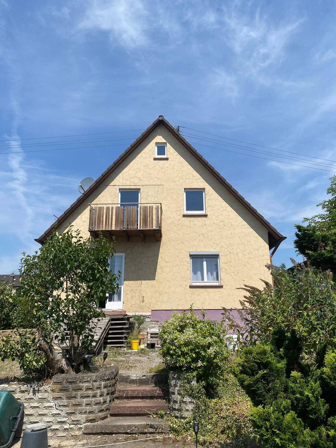 Modern kernsaniertes Einfamilienhaus mit großem Grundstück, 71522 Backnang
