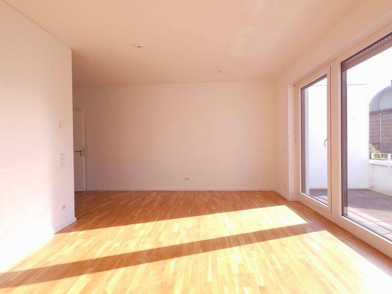Lichtdurchflutet & modern – 2-Zi.-Wohnung mit Einbauküche, Balkon und Tageslichtbad, 60316 Frankfurt am Main (Nordend-Ost Nordend-West Ostend)
