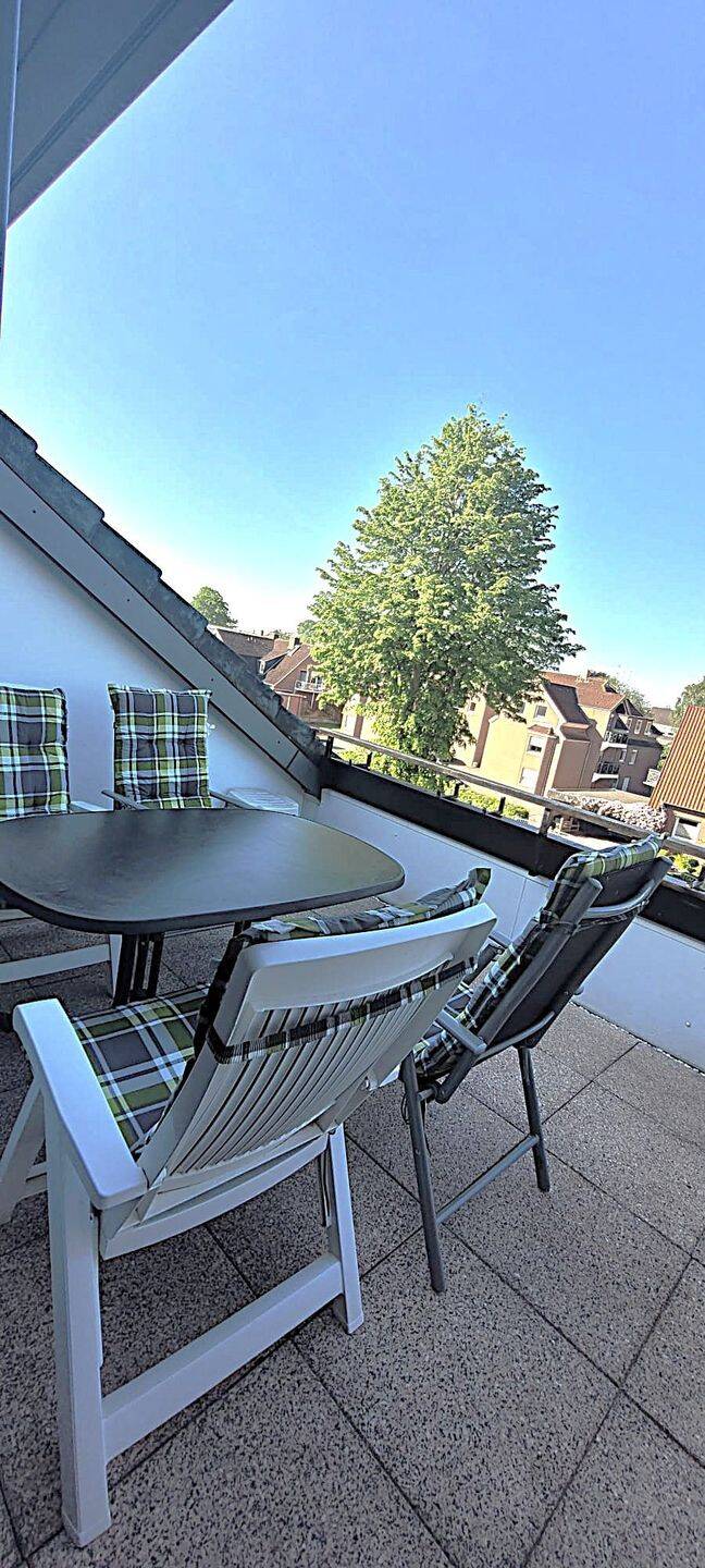Ihre schicke DG-Ferienwohnung nur 200m zum Strand erwartet Sie mit sonniger Terrasse, 23746 Kellenhusen (Ostsee)