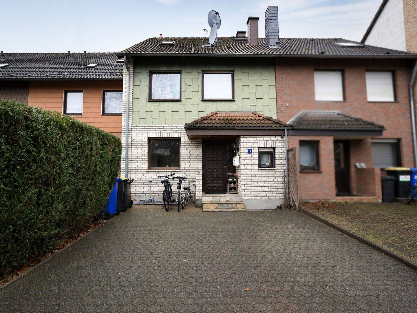 Schönes Einfamilienhaus mit potenzial für Familien und Pärchen in atraktiver zentraler Lage, 50374 Erftstadt