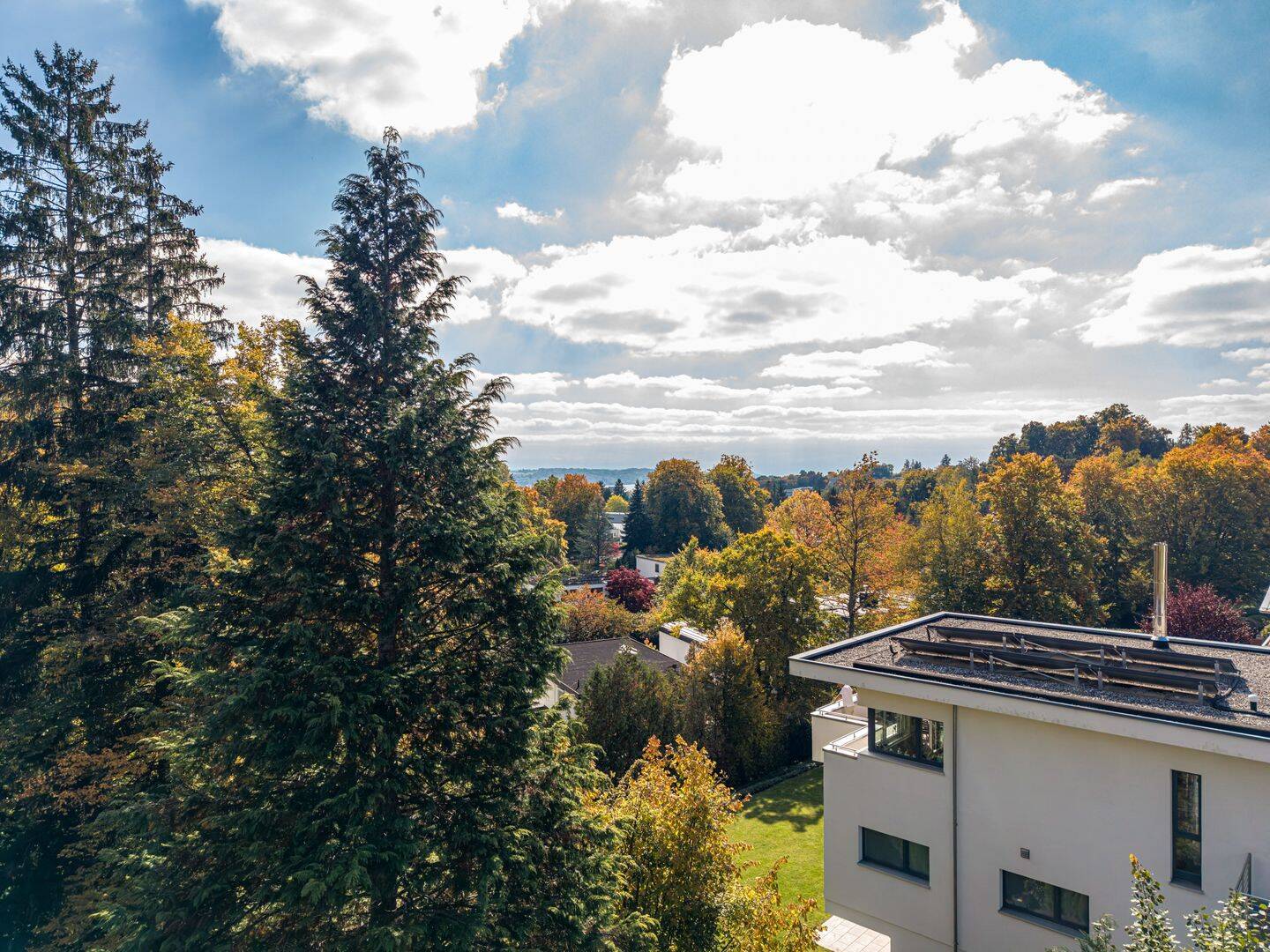 Großzügiges Baugrundstück mit attraktivem Villenbestand in bester Lage von Starnberg, 82319 Starnberg