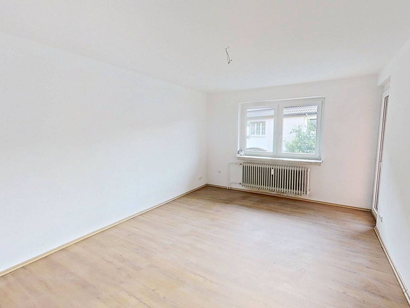 Gemütliche 3-Zimmer-Wohnung mit BALKON und WANNENBAD in Heppenheim, 64646 Heppenheim (Bergstraße)