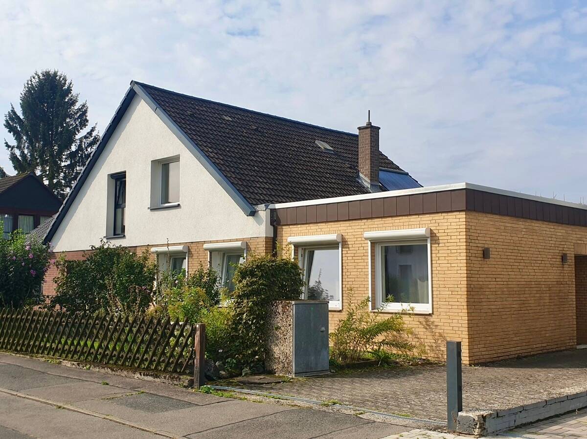 DOPPELHAUSHÄLFTE IN HANNOVER – BEMERODE, 30539 Hannover